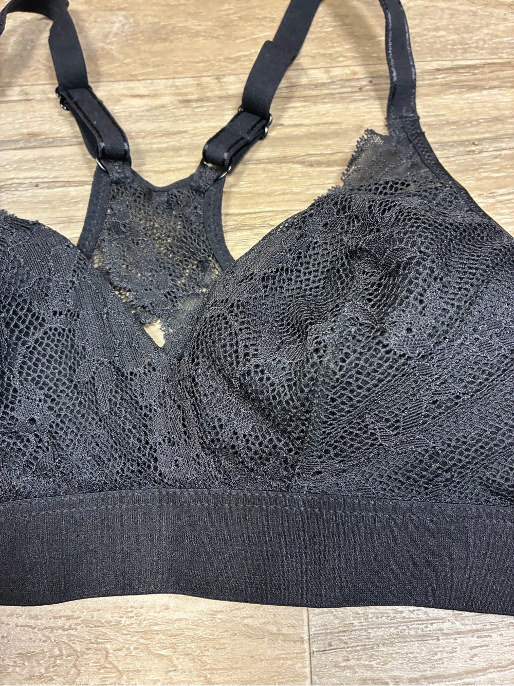 Chantelle Everyday Lace Racerback Wirefree Bralette - Picture 8 of 11